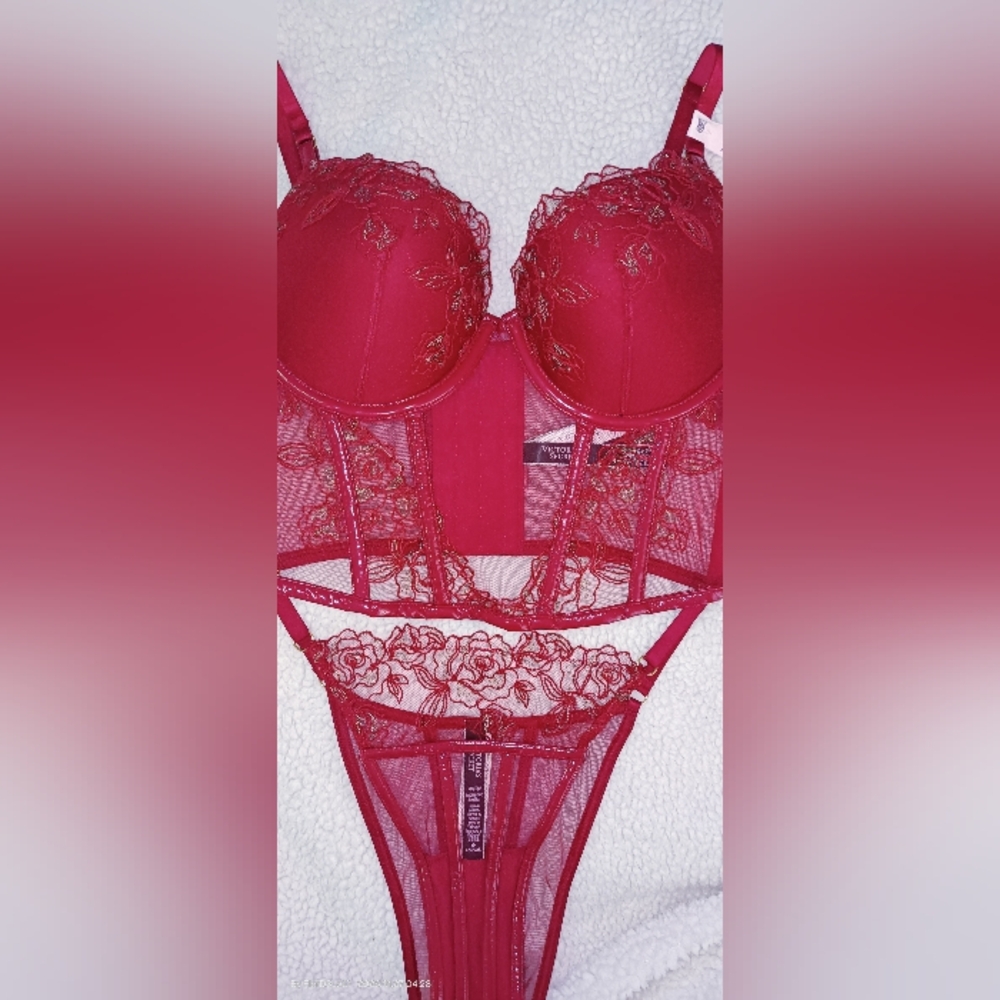Victoria's Secret Red Lace Bustier Set